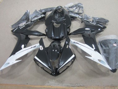 Preto Branco Carenagem R1 04-06